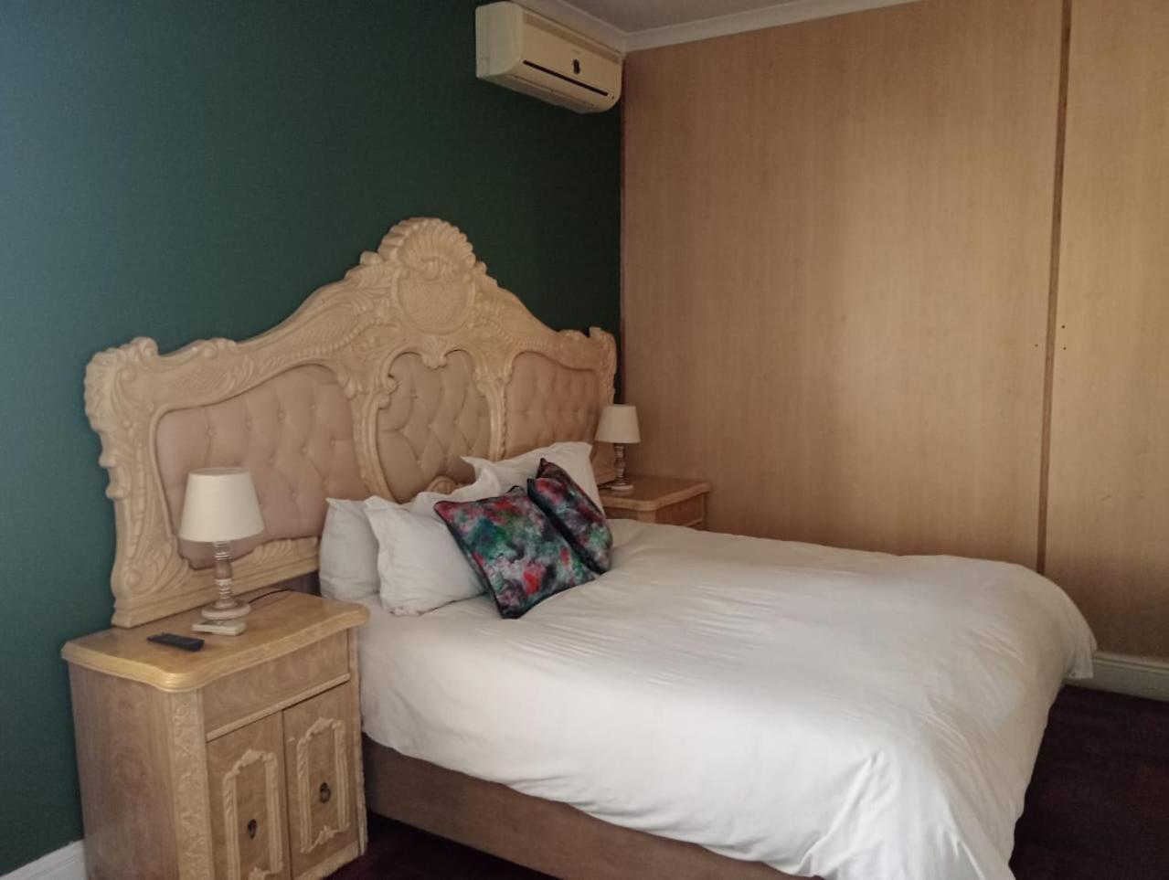 Villa De La Rosa Klerksdorp Luaran gambar
