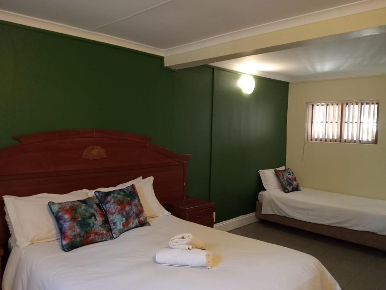 Villa De La Rosa Klerksdorp Luaran gambar